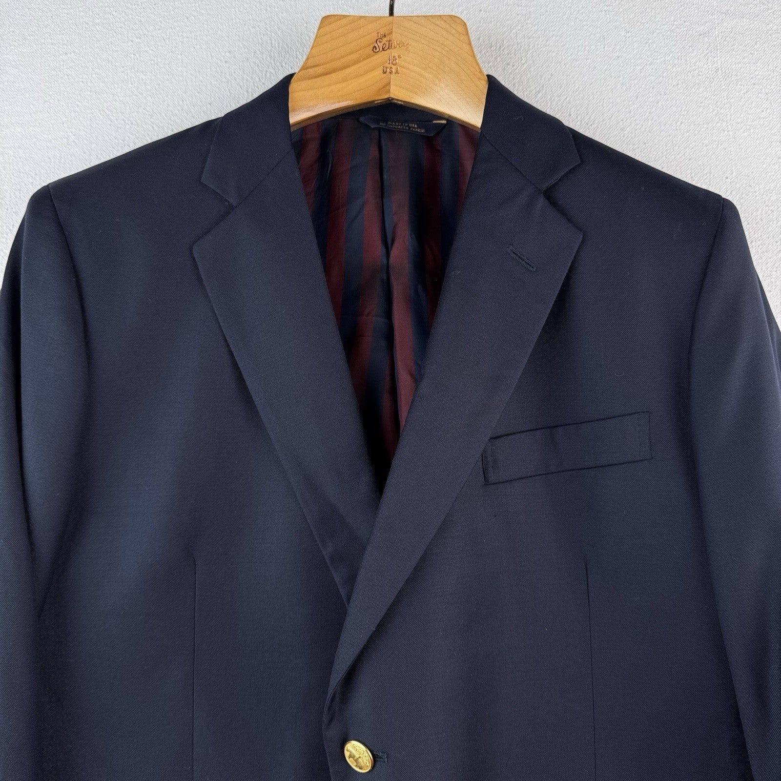 Brooks Brothers Navy Blazer Super 110 Wool Gold Buttons 46SH Sport Coat USA Made
