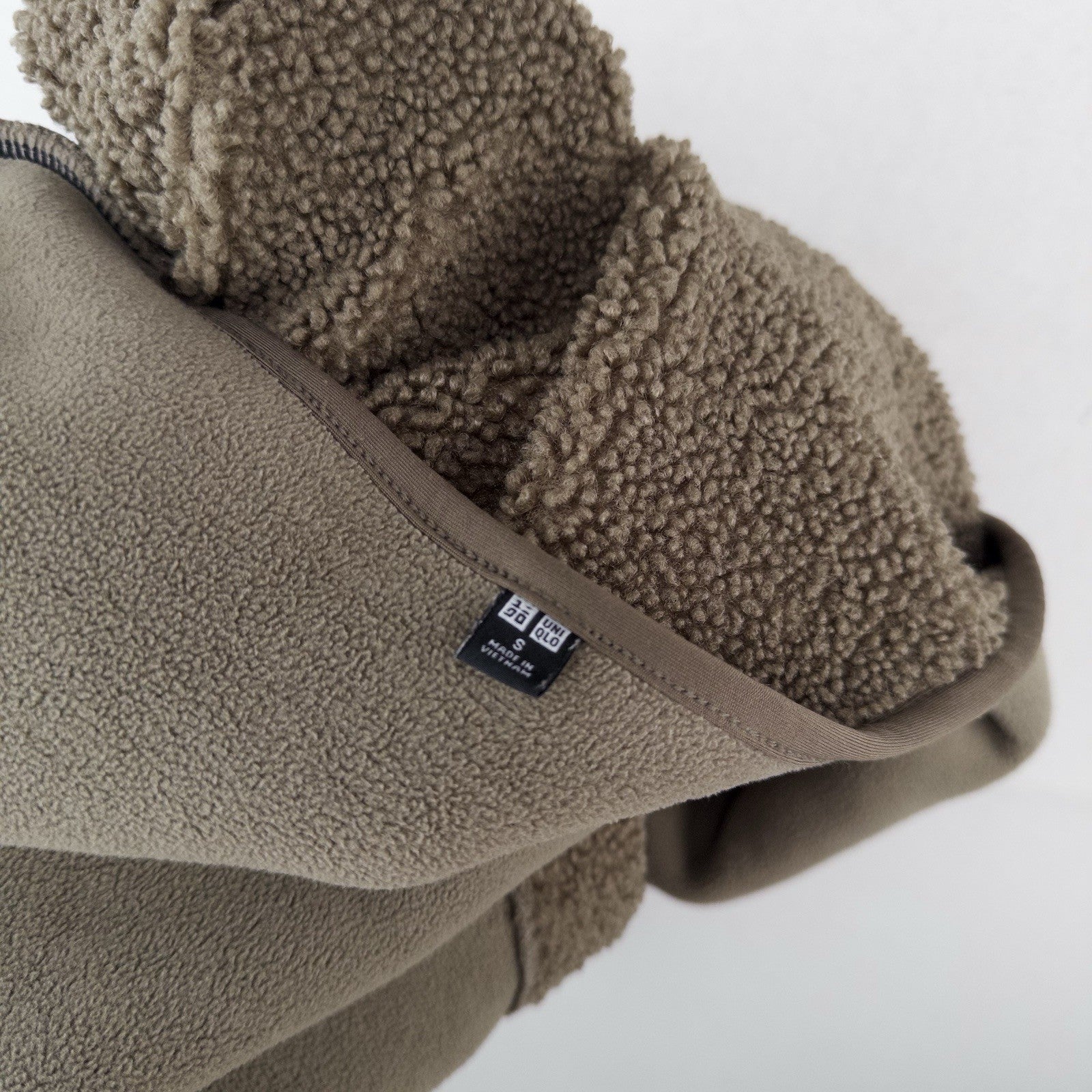 Uniqlo Pile Fleece Military Crew Cardigan Sweater Jacket Coffee Brown Small (38)