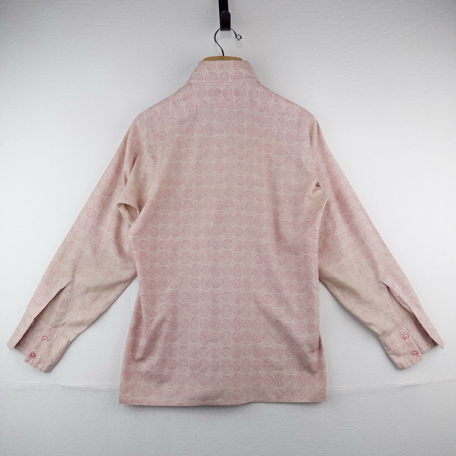 60s Vtg Van Heusen 417 Vanopress Shirt Mens M 15.5 Pink Antique Coin Pattern AOP