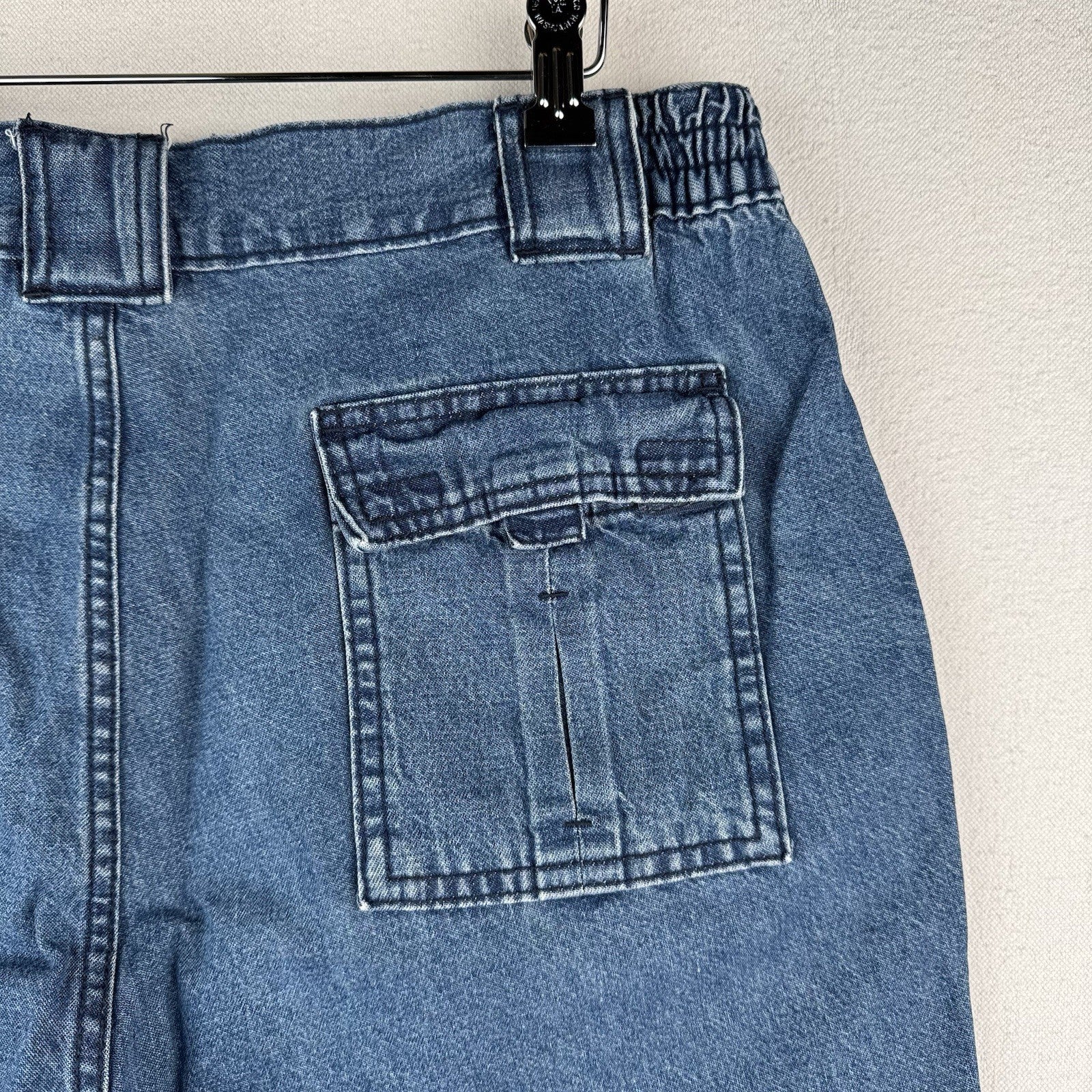 Vtg St. John's Bay Denim Cargo Safari Pocket Shorts Mens 34x6 Blue Elastic Waist