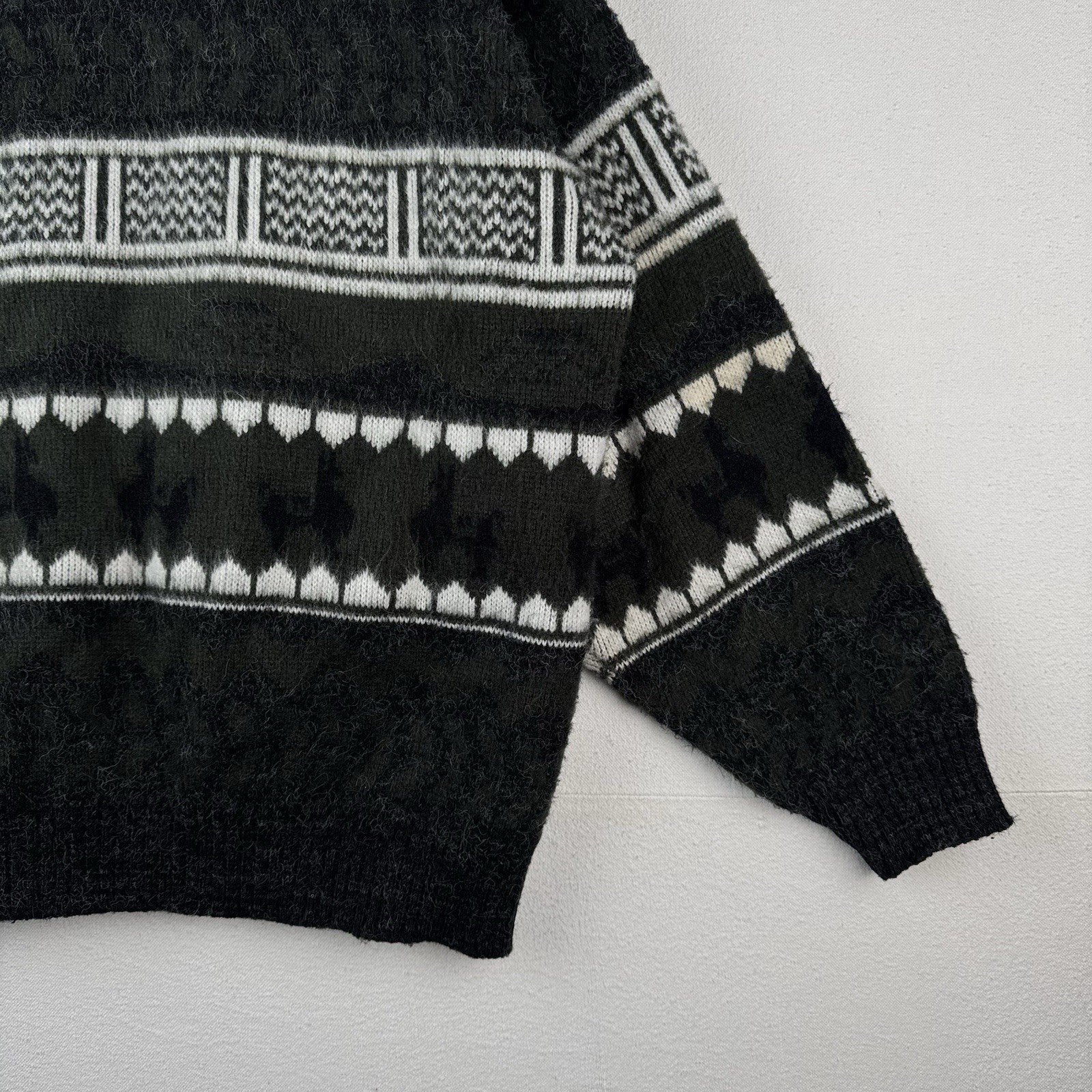 Tejidos Ruminahui Men's XL Southwest V-Neck Wool Cardigan Sweater Green Gray