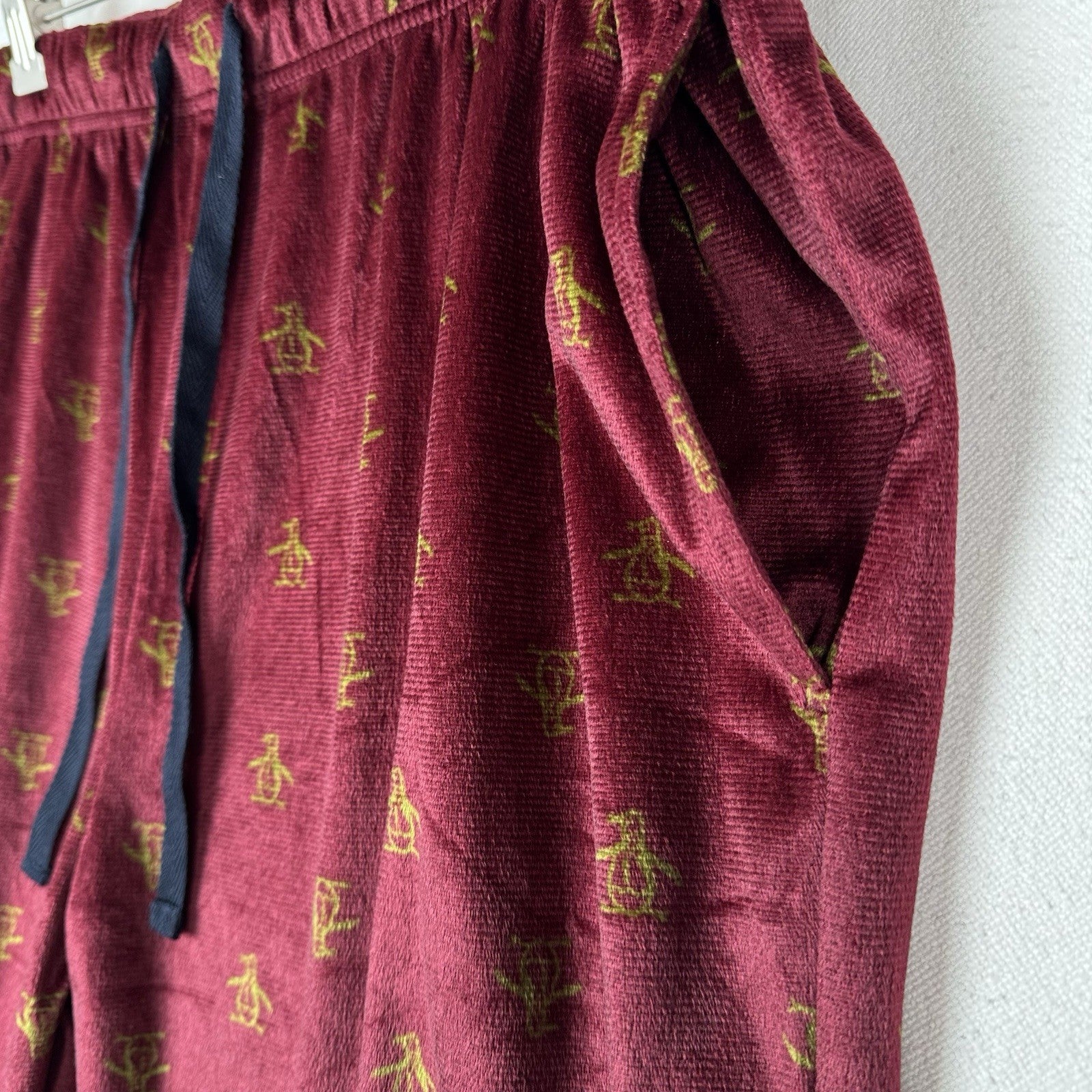 Penguin by Munsingwear Velour Logo All Over Print  Loungewear PJ Pants Men’s XL
