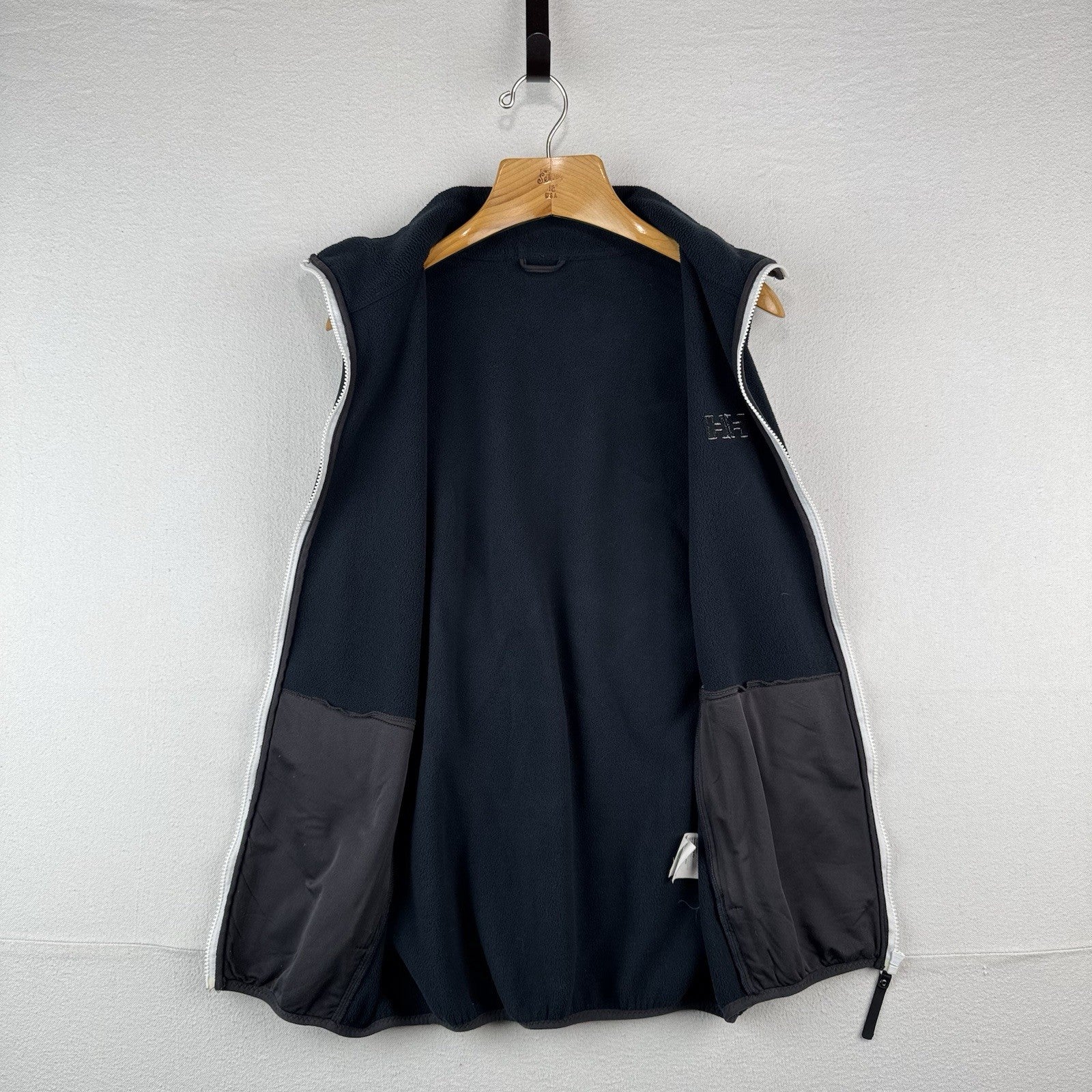Helly Hansen Fleece Vest Men’s L Full Zip Blue Vest Embroidered Spell-out Mesh