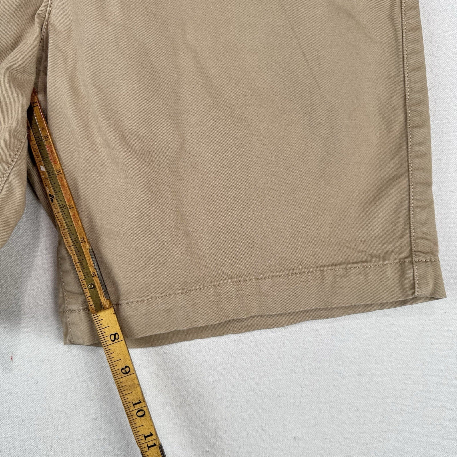 Lacoste Slim Fit Shorts Men’s 33x8 Khaki Tan Slim Fit Logo Chino
