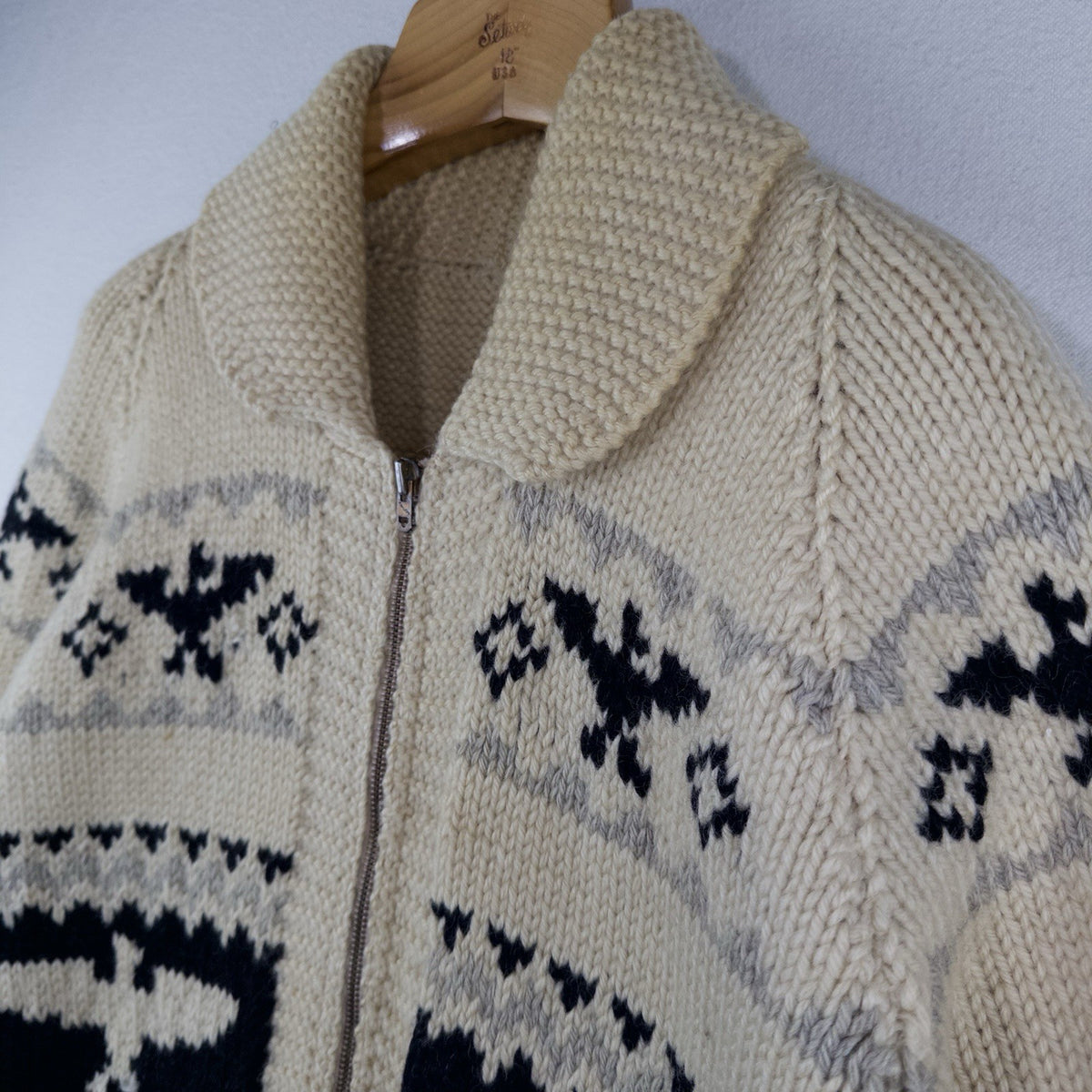 60’s Vtg Cowichan Hand Knit Thunderbird Wool Cardigan Sweater Men’s Large *Read