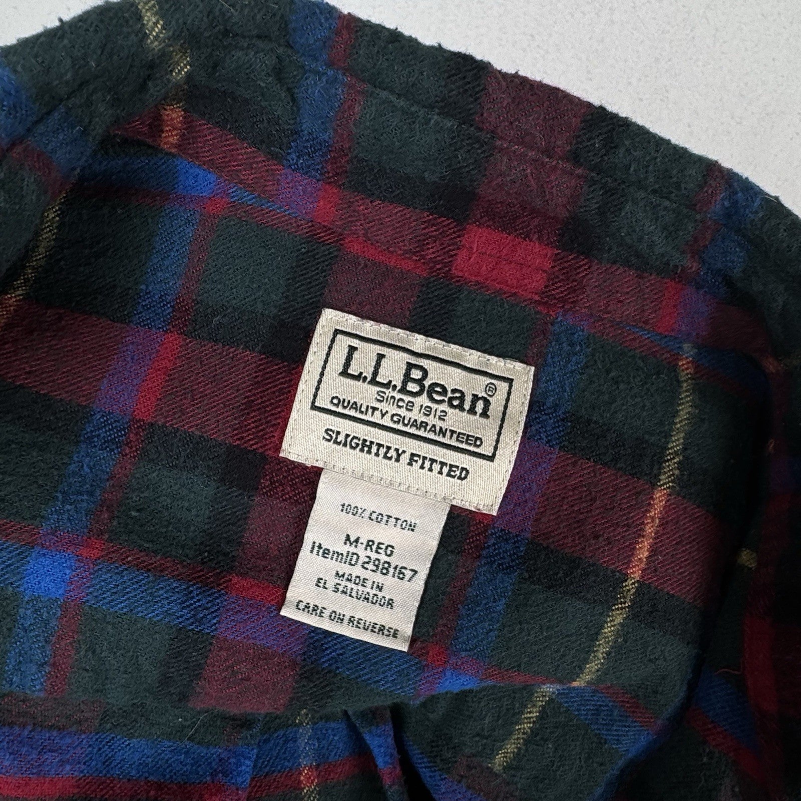 L.L. Bean Men's Scotch Plaid Flannel Shirt M Slightly Fitted Green Blue Red