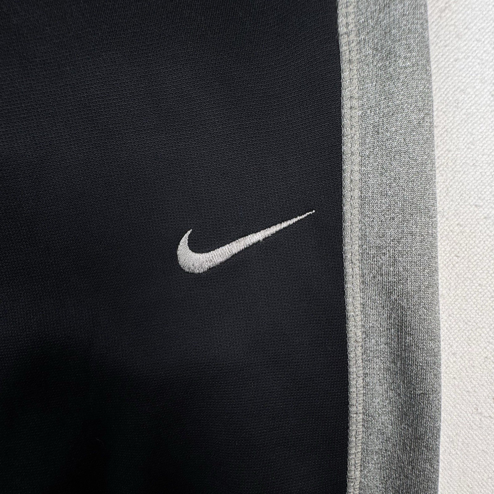 Nike Sweatpants Mens Large Black Gray Thermafit Fleece Ankle Cinch Swoosh Logo