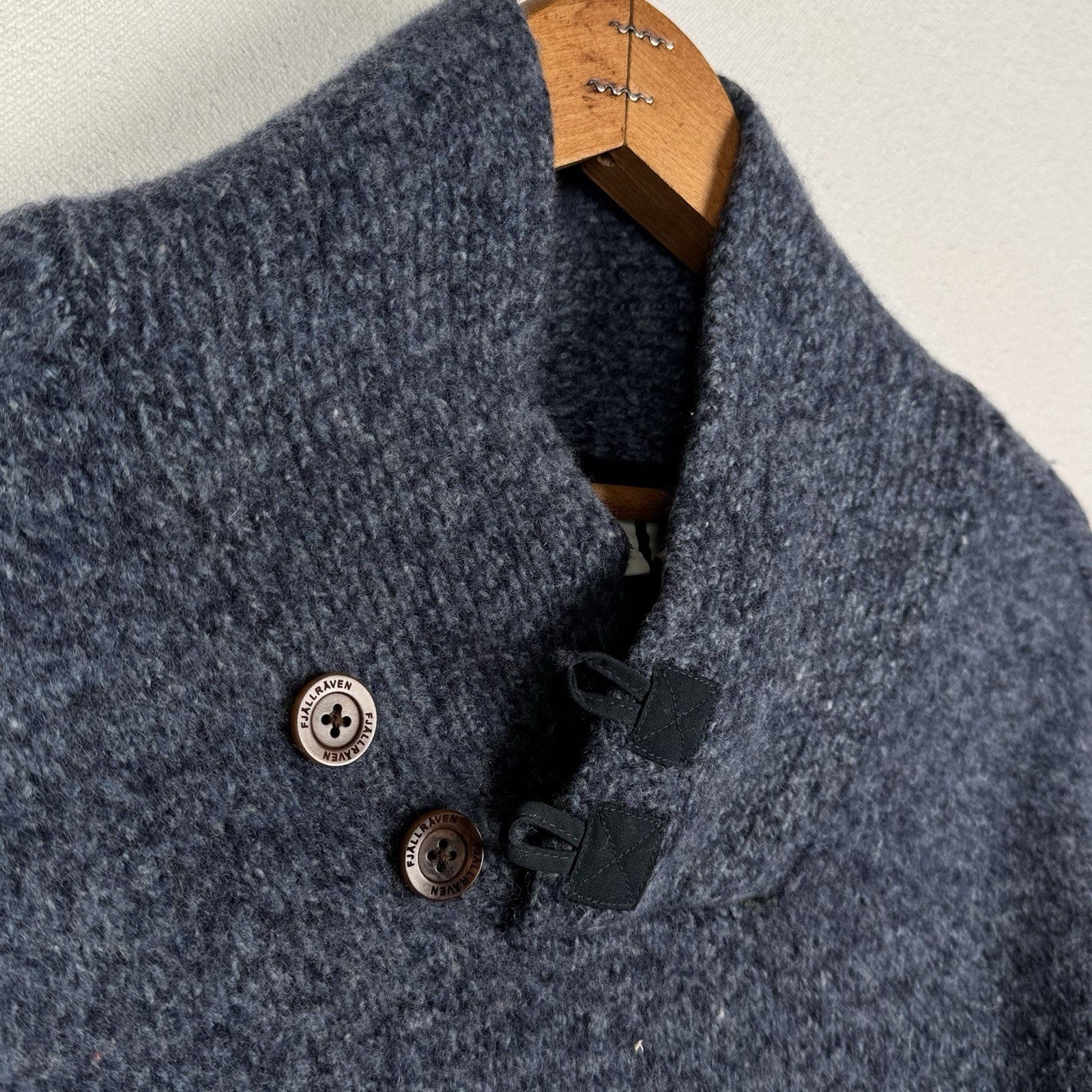 Fjallraven Lada Wool Blend Shawl Collar Sweater Fits Men XS/Youth L *Read=Felted