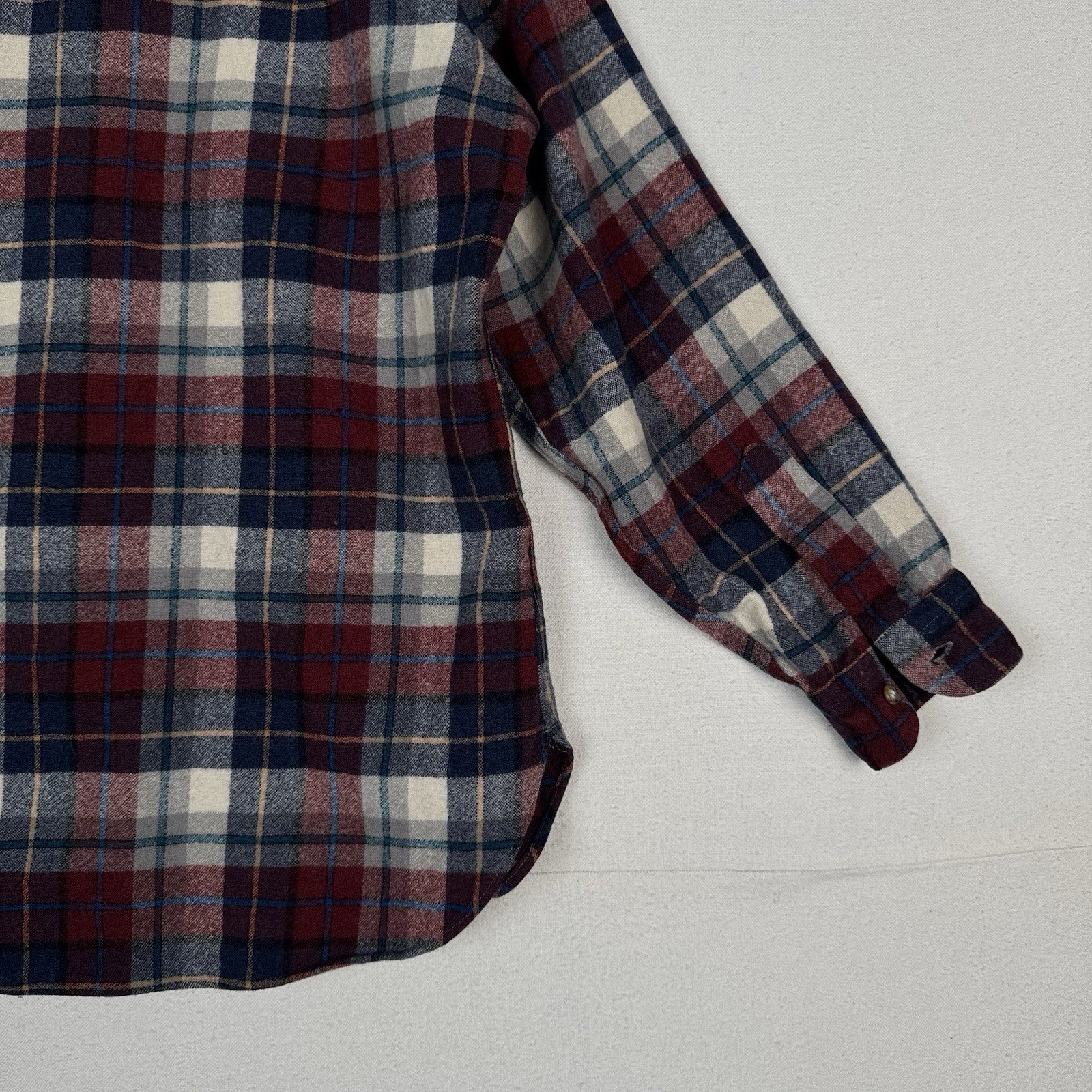 Vintage Pendleton 100% Virgin Wool Board Shirt Red White Blue Plaid Men's Large