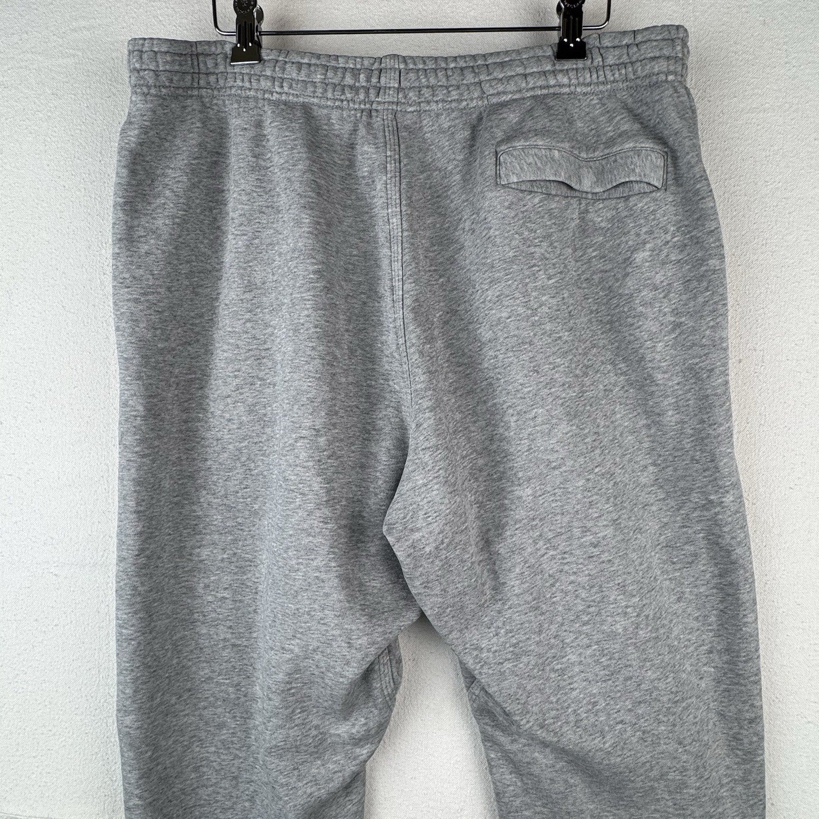 Nike Club Fleece Jogger Tapered Pants Men’s 2XL XXL Heather Grey
