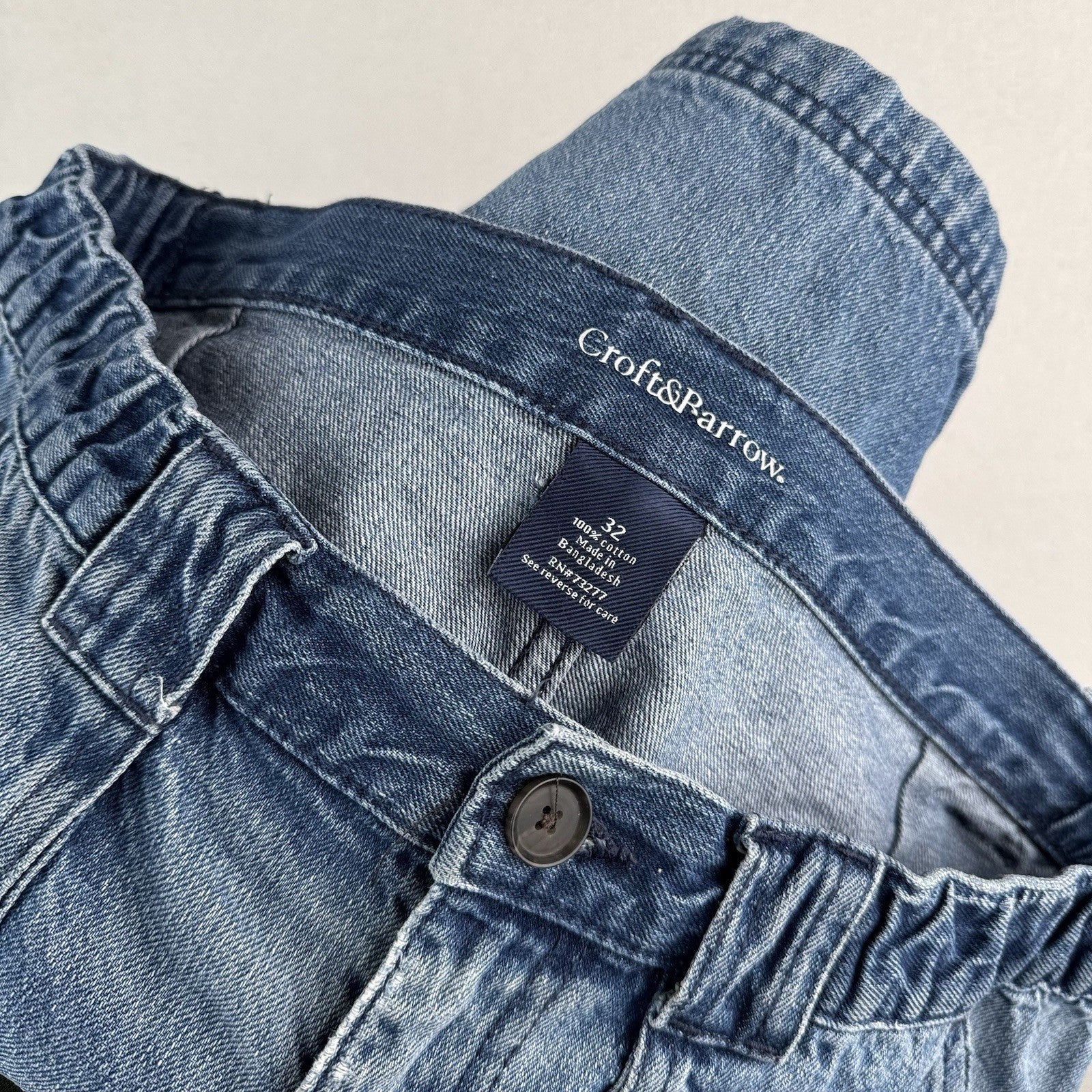 Vtg Croft & Barrow Denim Cargo Safari Pocket Shorts Mens 32x6 Blue Elastic Waist