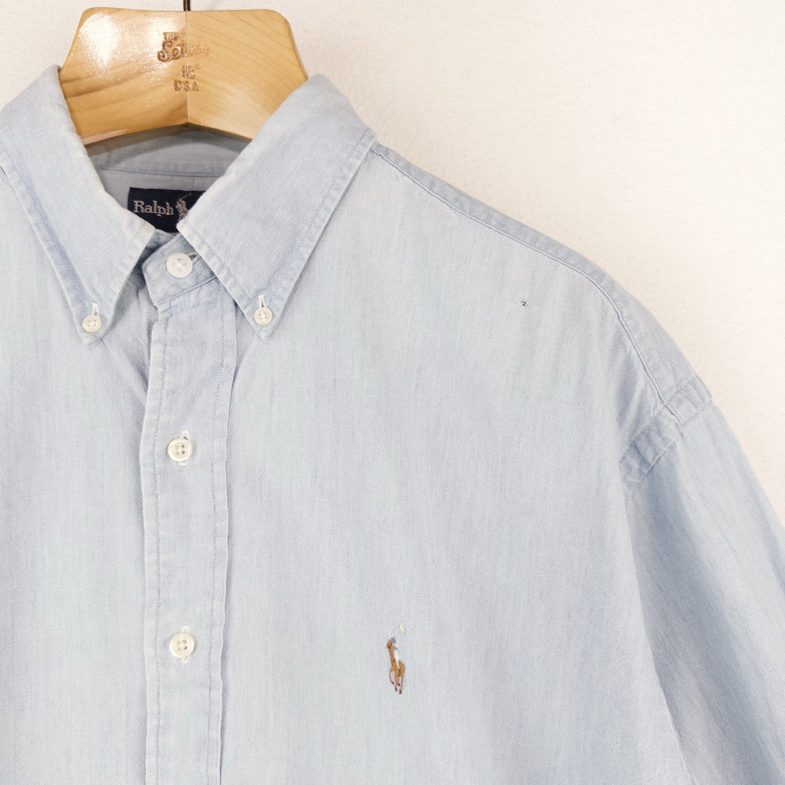 90’s Vintage Ralph Lauren Men’s XL Light Blue Chambray Blair Button Down Shirt