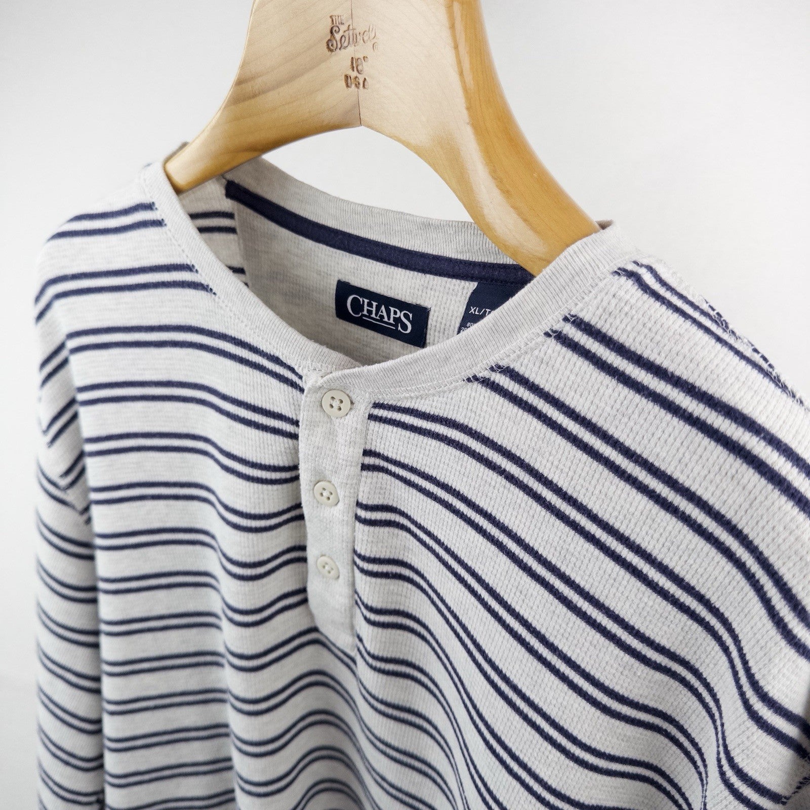 Chaps Ralph Lauren Men’s XL Gray Blue Stripe Henley Shirt Long Sleeve *Pinhole