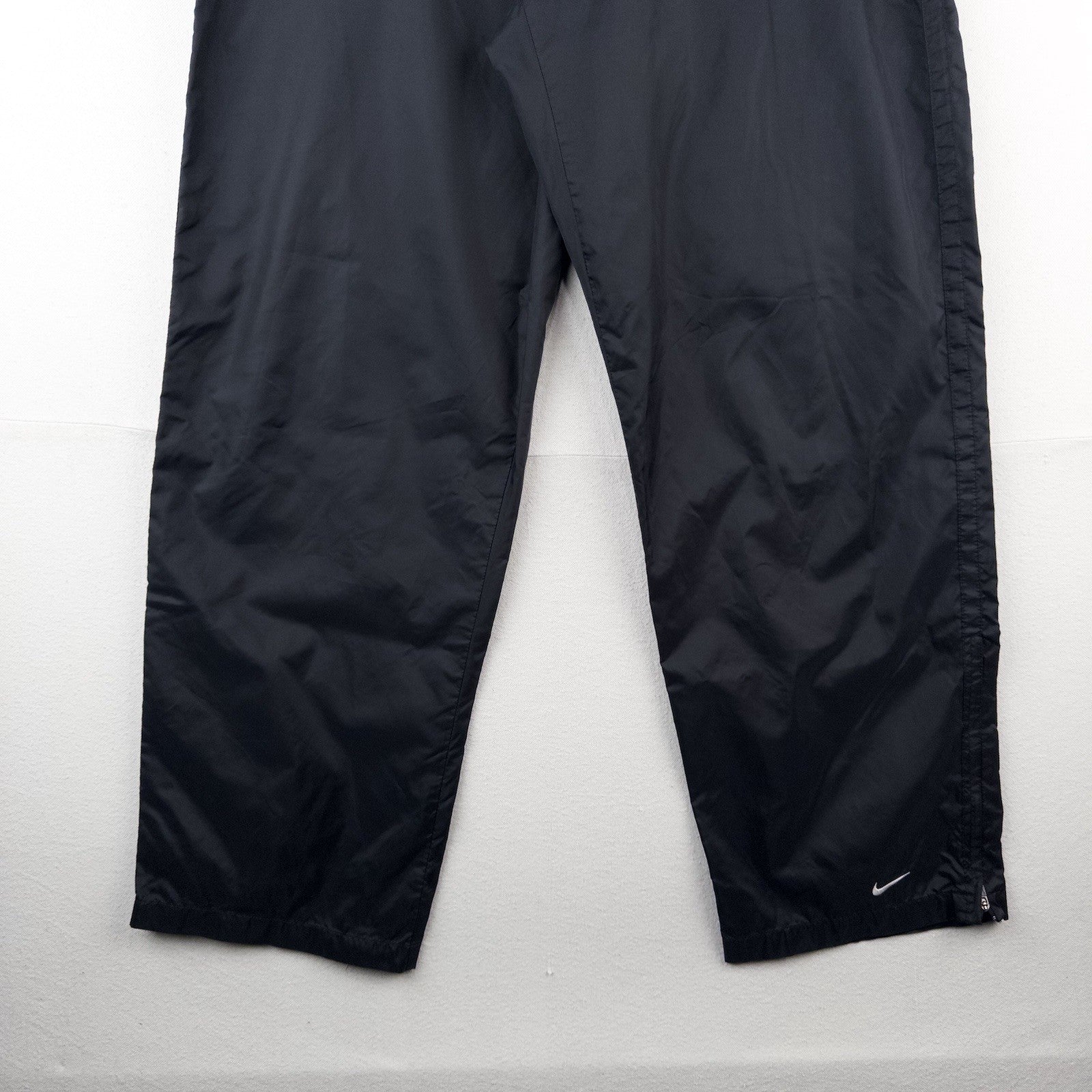 90’s Vintage Nike Nylon Track Pants Men's Large Black Unlined Wide Leg Baggy