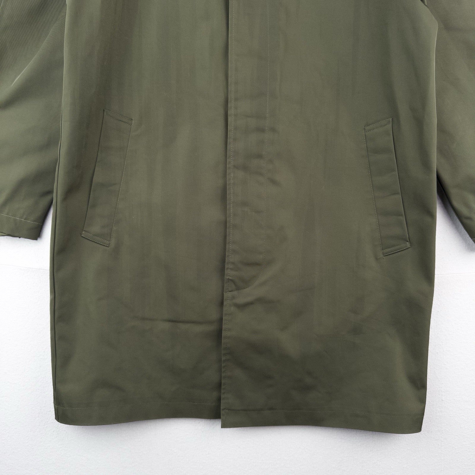 Gap Mac Rain Coat Olive Green Men’s M Relaxed Fit Water Resistant Wind Proof