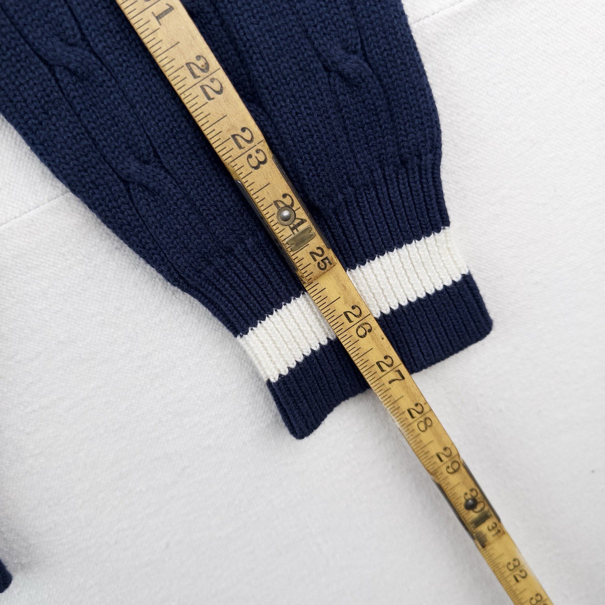 Howard University Cricket Tennis V-Neck Patch Cable Knit Sweater Blue XL HBCU