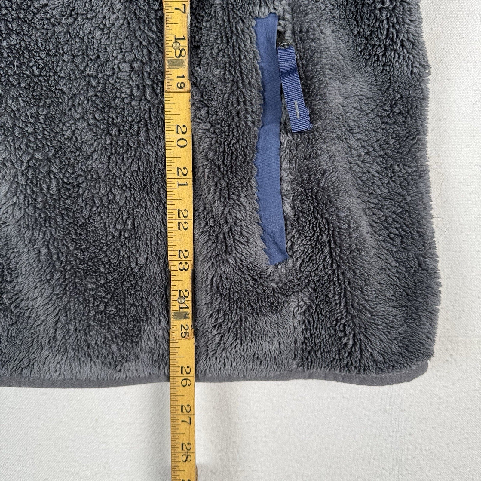 LL Bean Women’s  XL/2XL Gray Thick High Pile Fleece 1/4 Snap Pullover Jacket