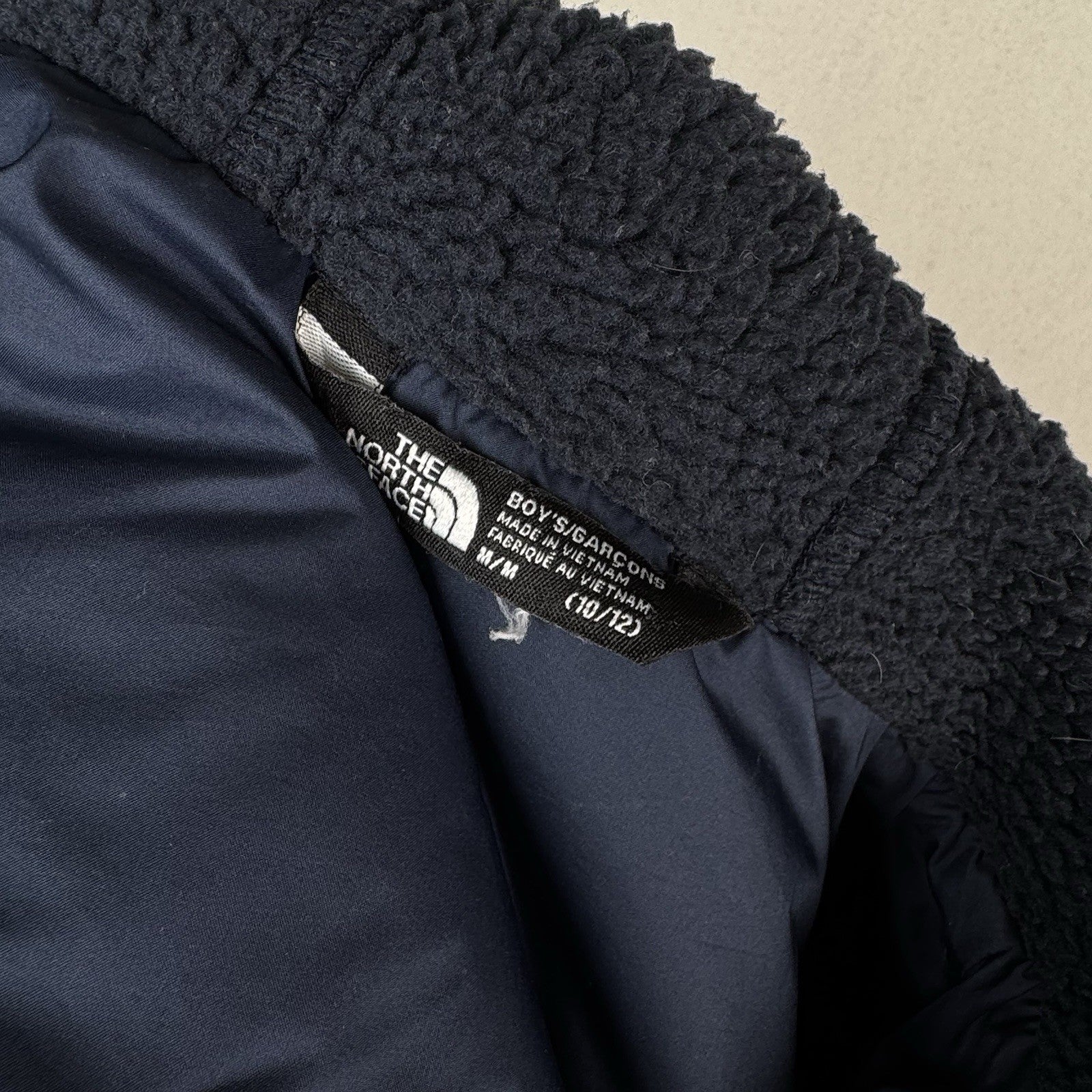 The North Face Gordon Lyons Navy Blue Varsity Winter Vest Boy’s M (10/12) *Read