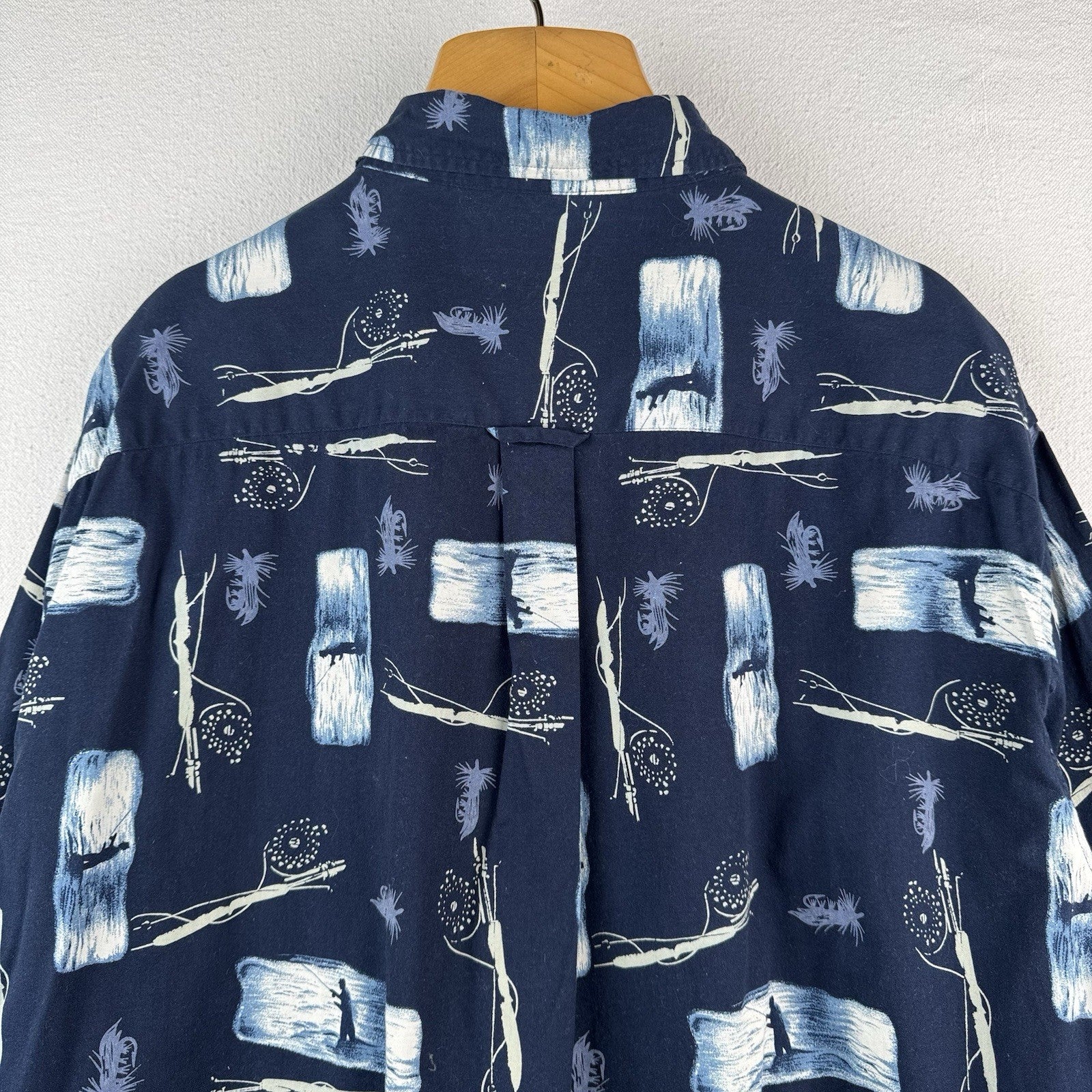Fly Fishing Fisherman Men’s XL Navy Blue Button Up Shirt 100% Cotton Long Sleeve
