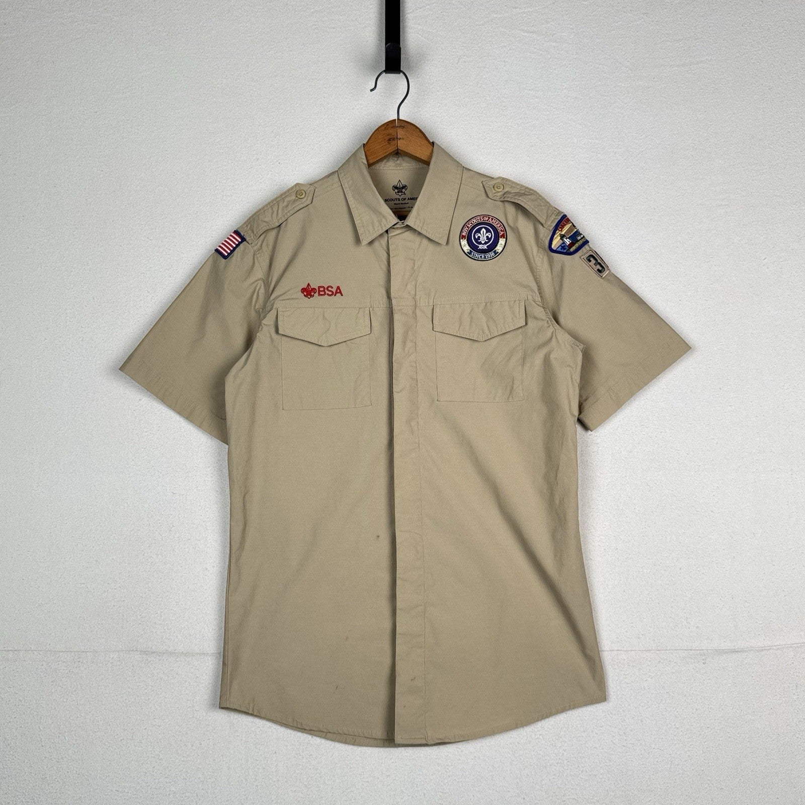 Boy Scout BSA Official Uniform Shirt Men’s M Tan Short Sleeve Patches Lake Erie