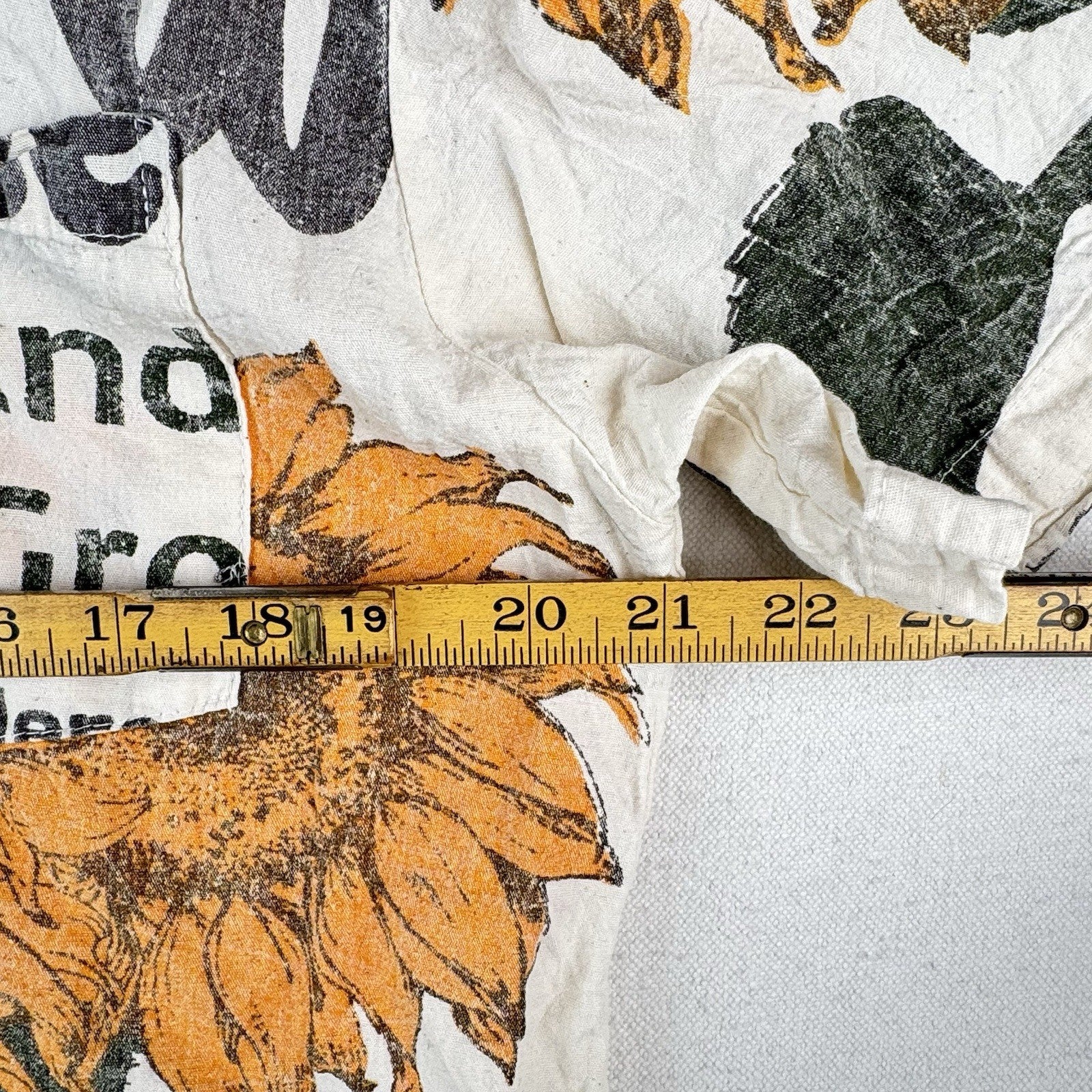 Junk Shop Sunflower Seed Flour Sack Short Sleeve Button Down Shirt Men’s Large