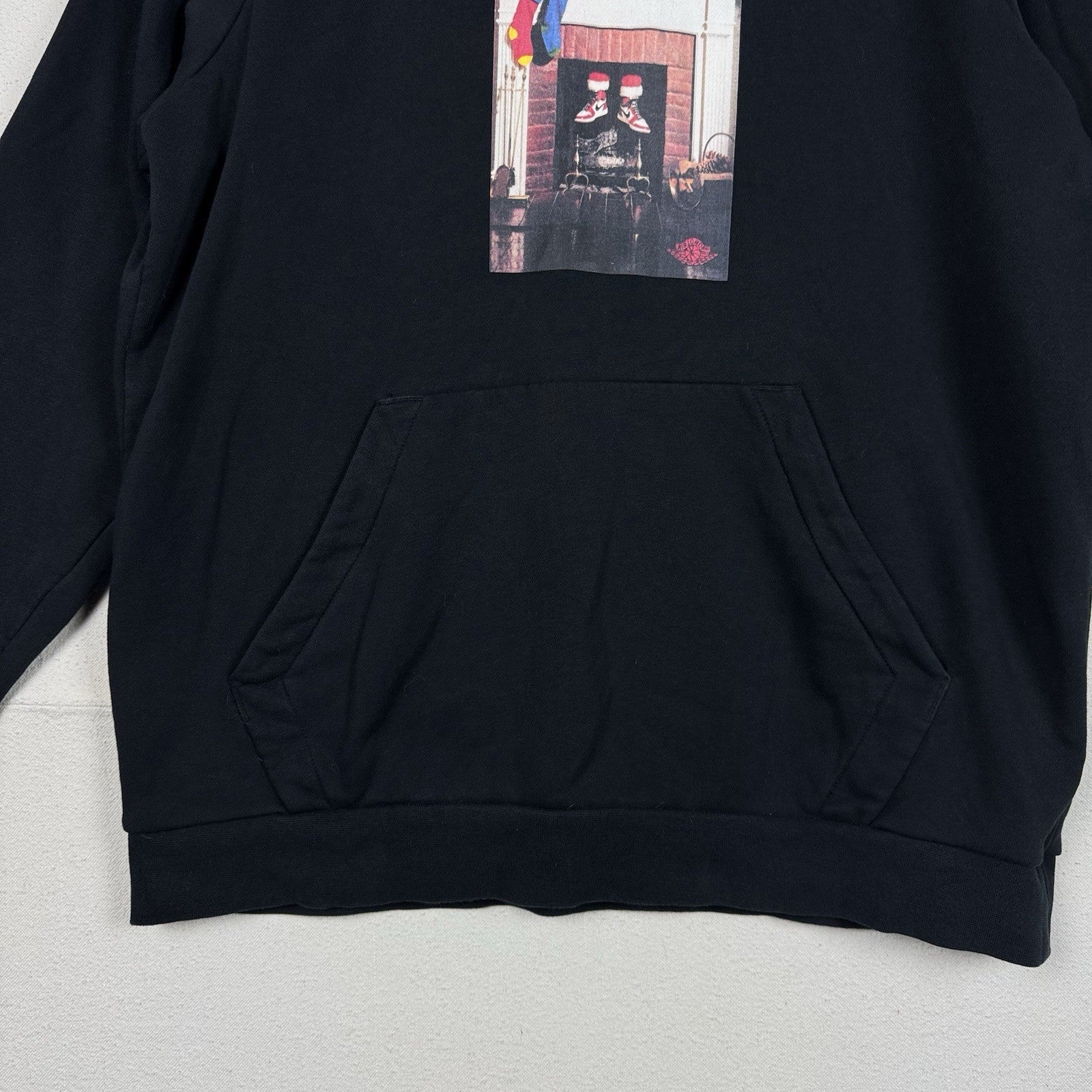 Nike Air Jordan Sweatshirt Mens XL Black Hoodie Santa Chimney Chicago 1