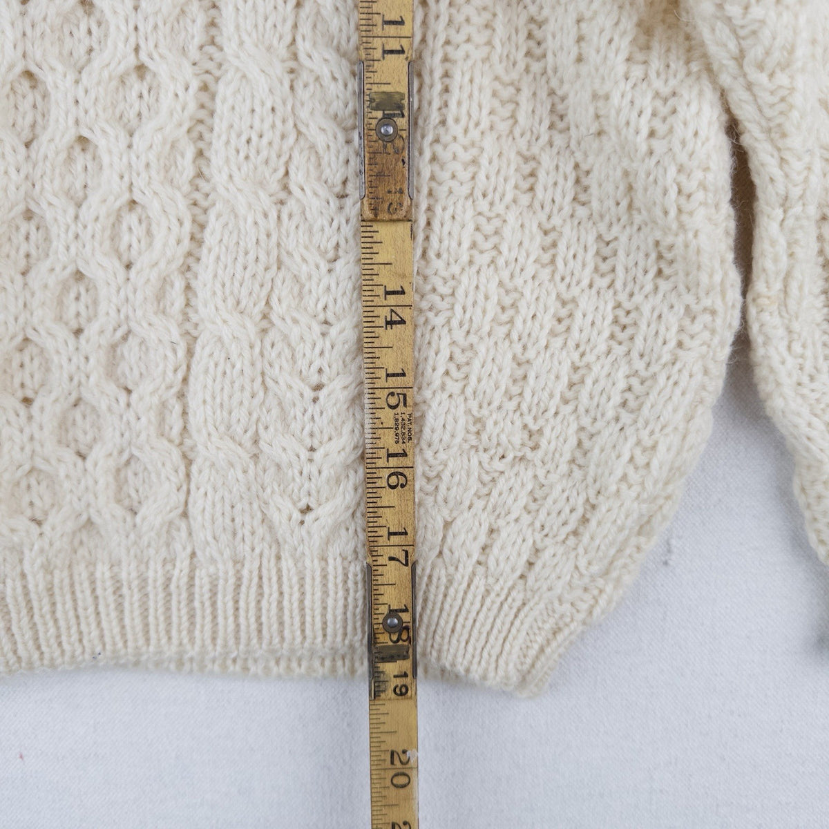 80’s Vtg Tivoli Aran Childs 8/10 Wool Sweater Chunky Cable Knit Fisherman Cream