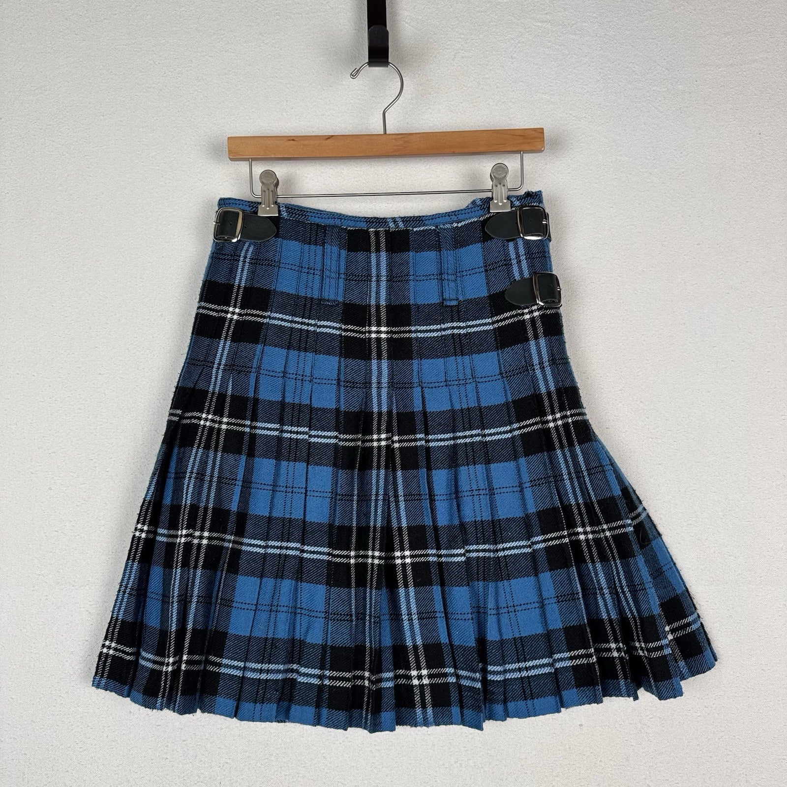 (Lot Of 2) Celtic Pro By Allsafe Traders Men’s Tartan Kilts Small (28) Blue/Red