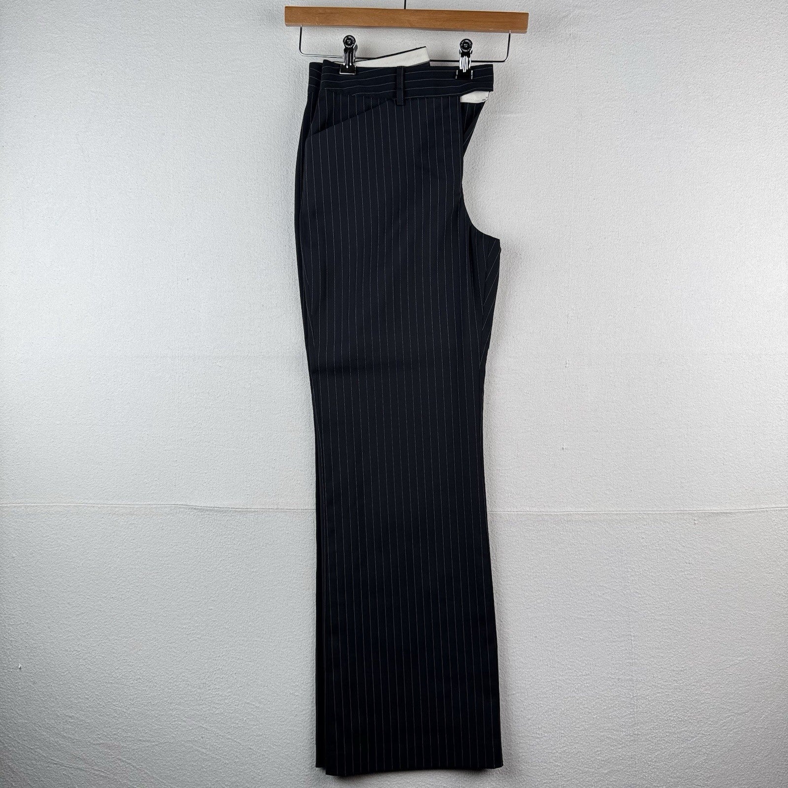 Anne Klein Women's 6 Pant Suit Two Piece Set Black Off-white Pinstripe Leg=10”