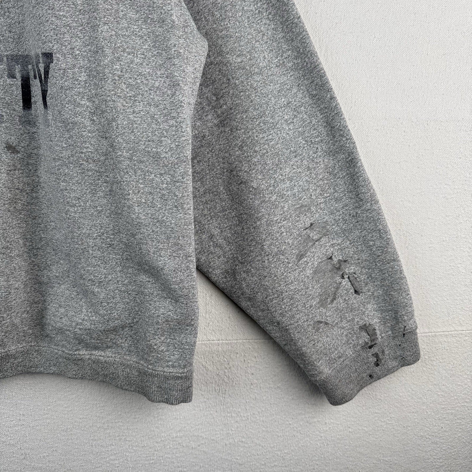 90’S Vtg Aurora University Crewneck Sweatshirt Men’s XL Gray Distressed Made USA