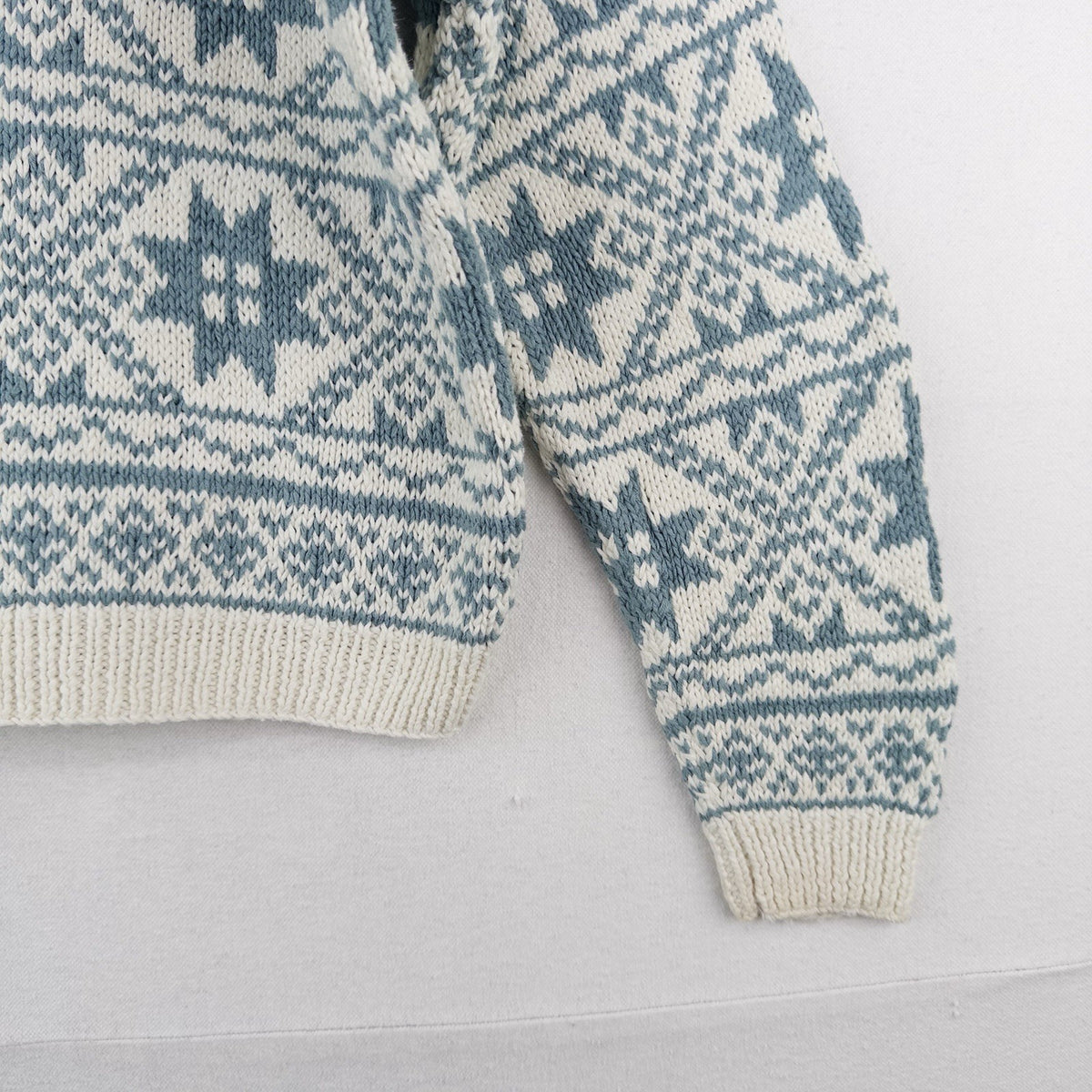 80’s Vtg LL BEAN Women's L Nordic Ramie Blend Knit Blue Cream Snowflake Sweater