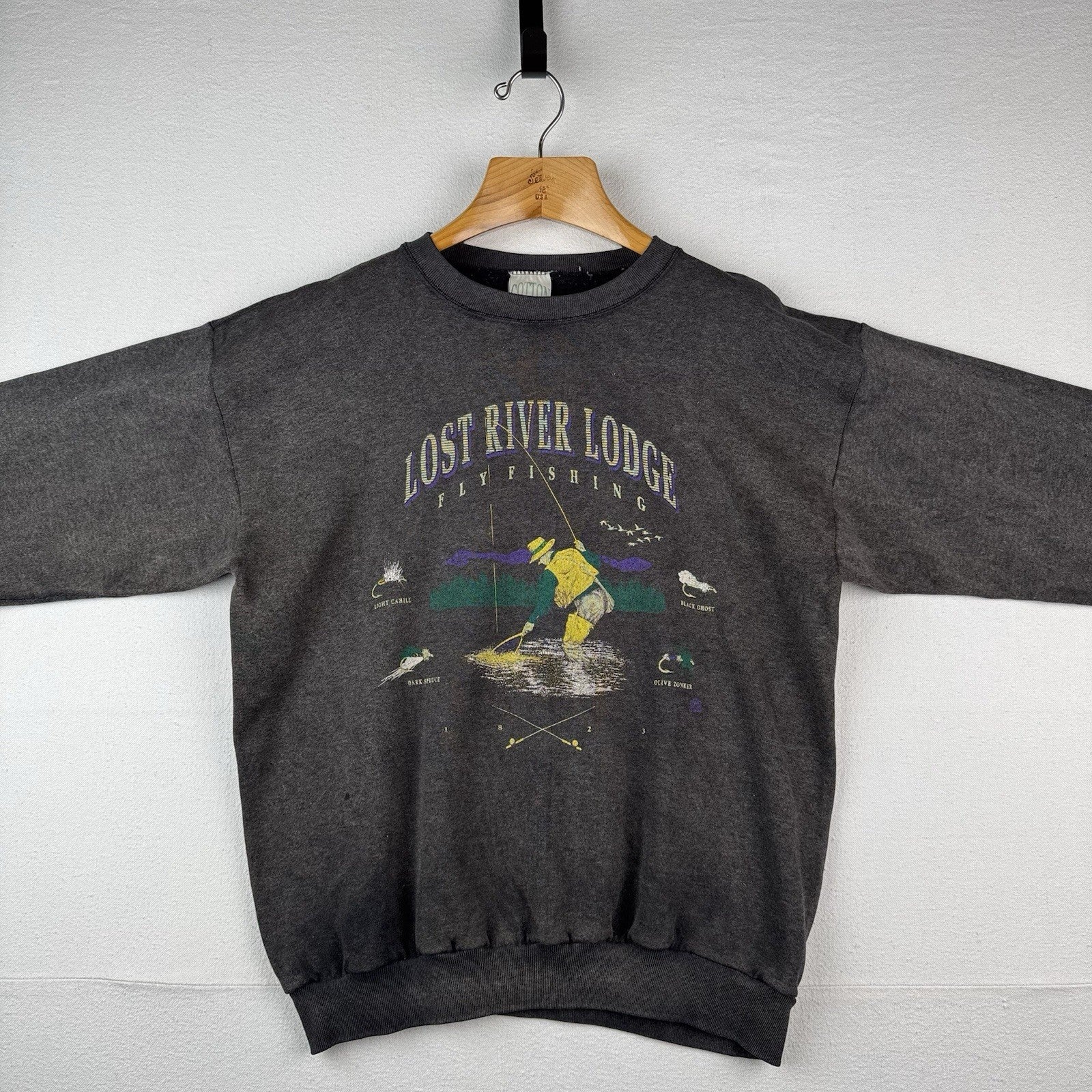 90’s Vtg Lost River Lodge Fly Fishing Crewneck Sweatshirt Men’s M Sun-faded USA