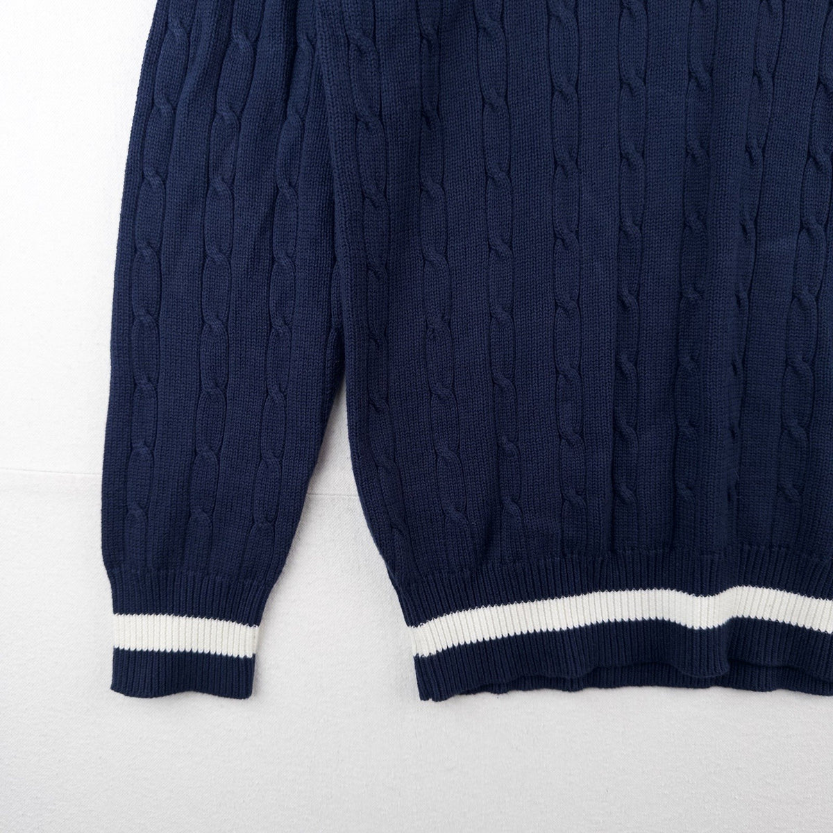 Howard University Cricket Tennis V-Neck Patch Cable Knit Sweater Blue XL HBCU
