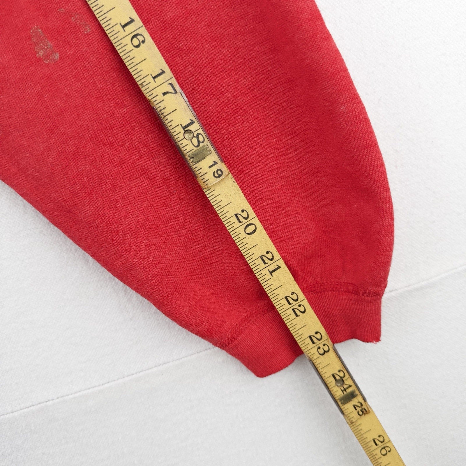 80’s Vtg Bassett Walker Henley Sweatshirt Men’s L 42-44 Faded Red *Distressed