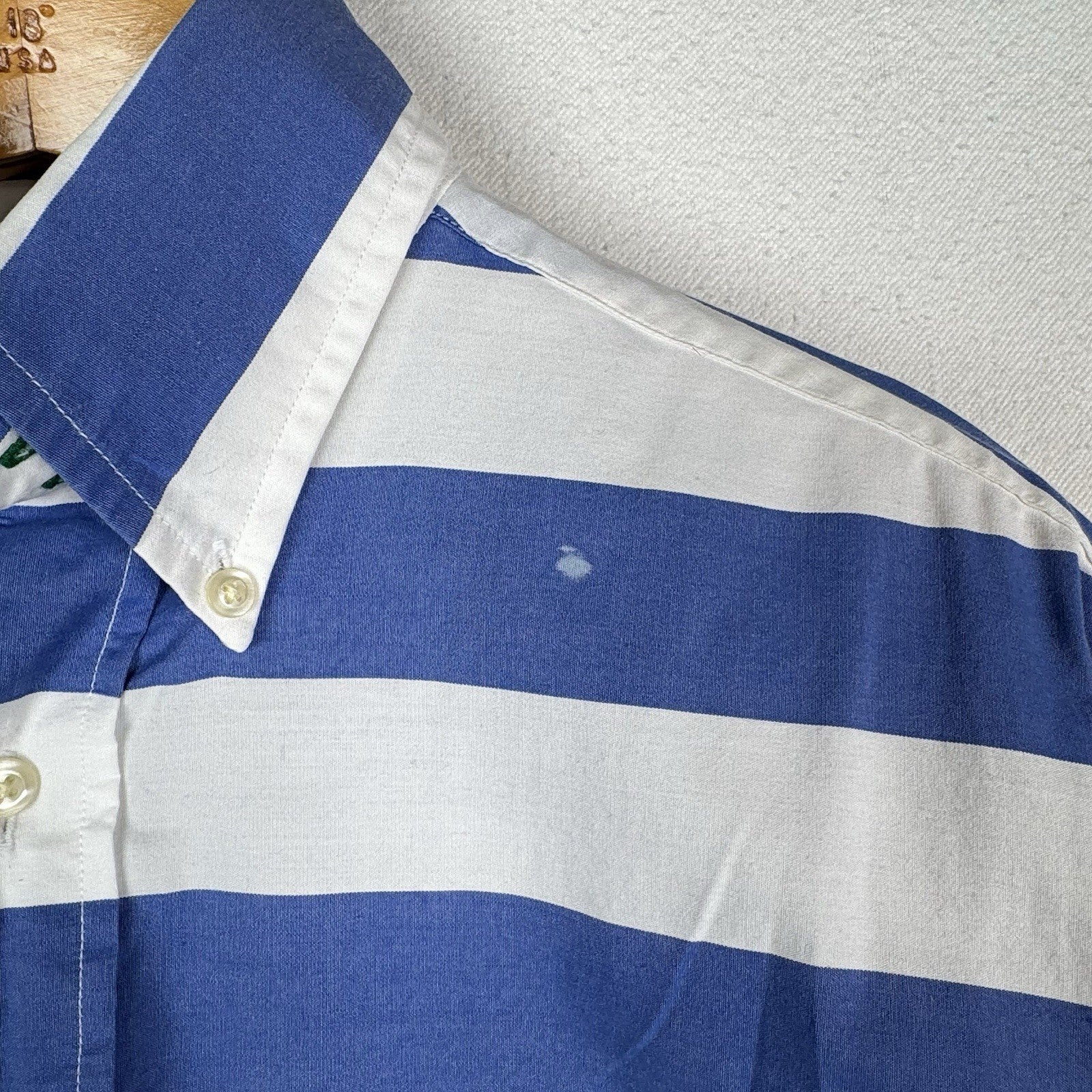 Vintage Tommy Hilfiger Mens M Button Down Shirt Blue White Striped Crest Logo
