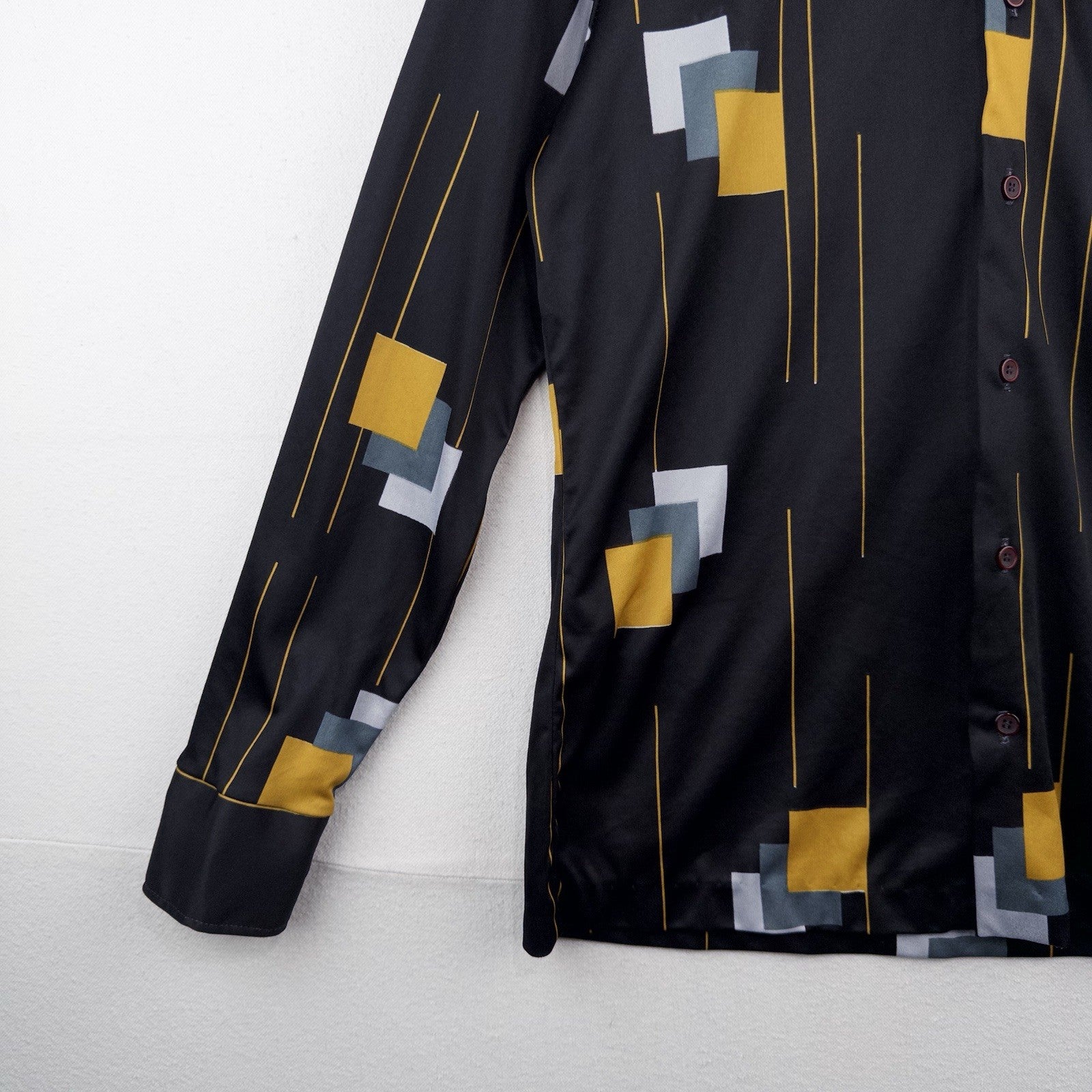 70’s Vtg Dagger Collar Shirt Mens Large Black Abstract  Disco *Read