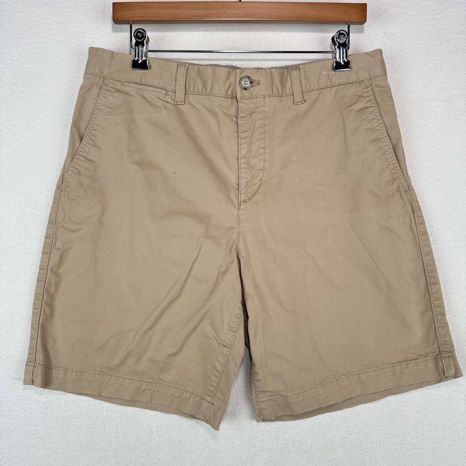 Lacoste Slim Fit Shorts Men’s 33x8 Khaki Tan Slim Fit Logo Chino