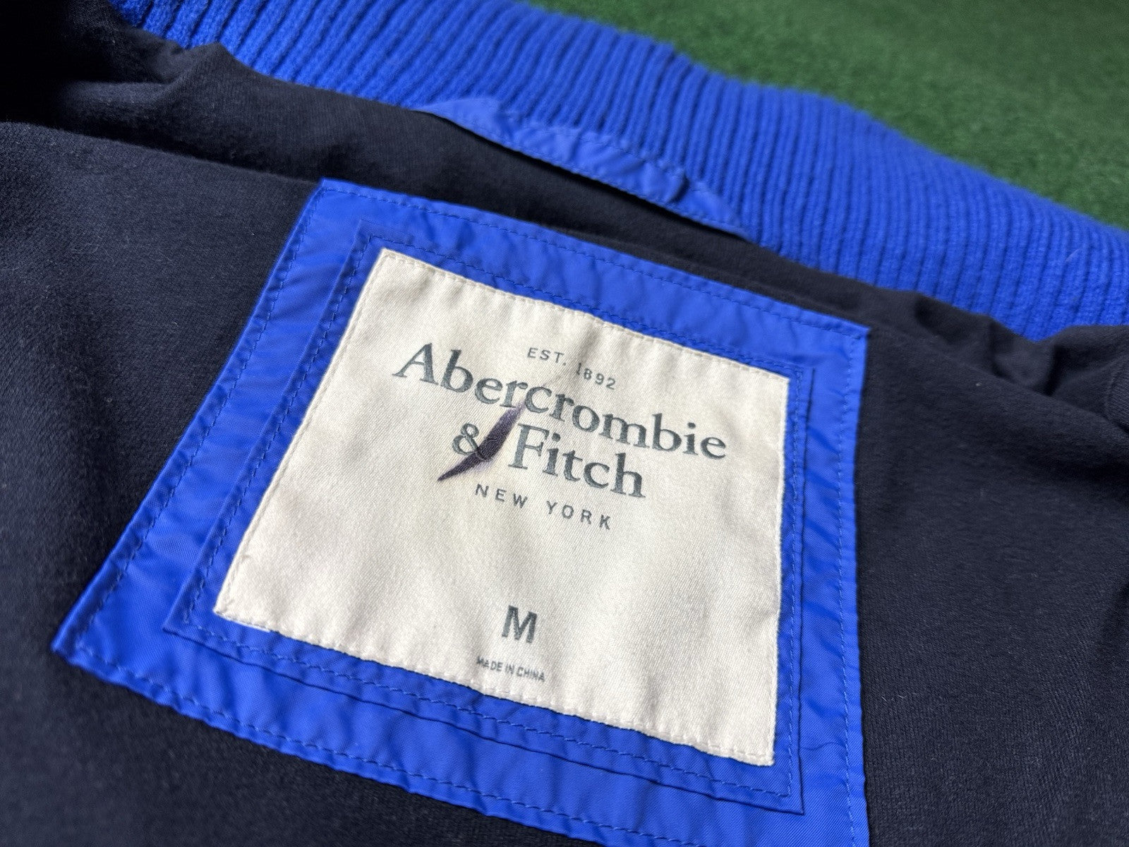 Abercrombie & Fitch Jacket Full Zip Nylon Sweater Collar Moose Logo 2016 Men’s M